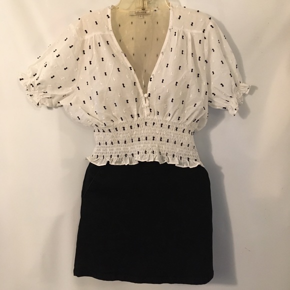 NWOT🌟Darling Oliviaceous Top - Picture 2 of 14